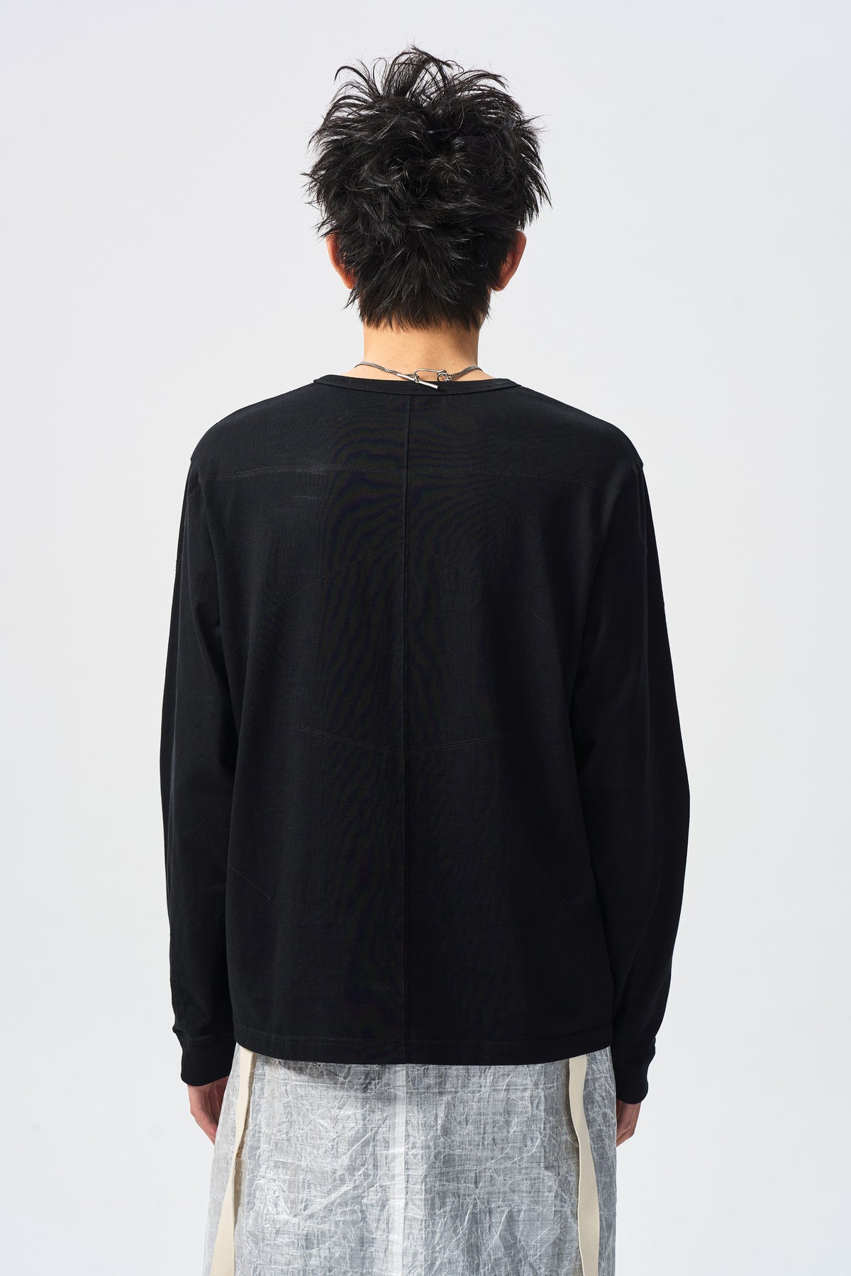 TRACE LONG SLEEVE — back geometric seam detail — ATTEMPT AW26