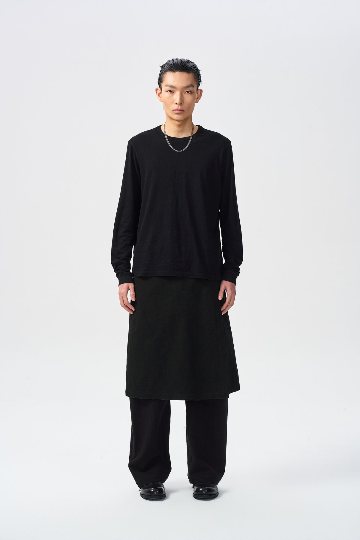 TWIN SEAM LONG SLEEVE