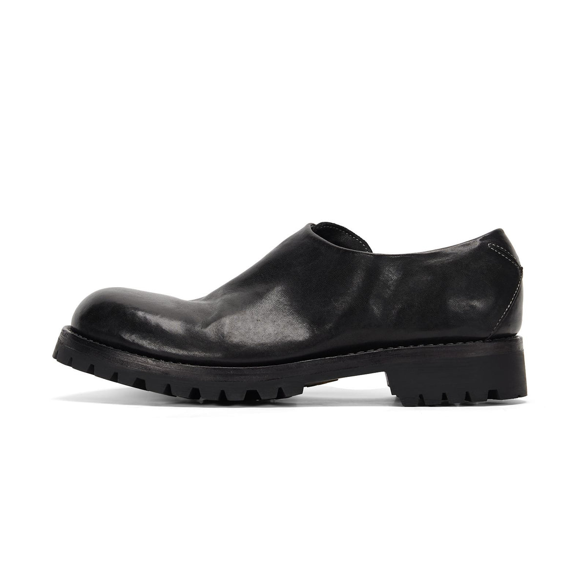 0112 LEATHER SLIP-ON SHOES